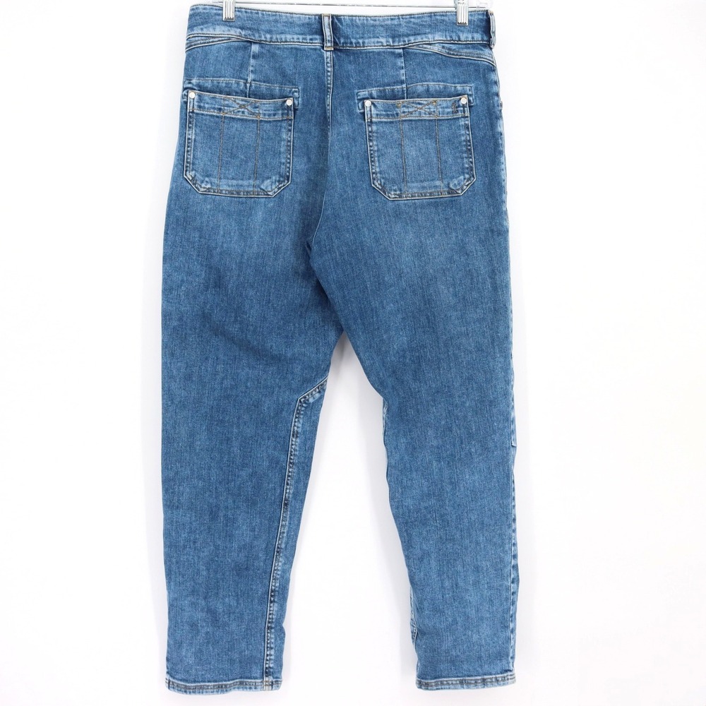 Pilcro Anthropologie Wanderer Mid-Rise Relaxed Jeans Blue Medium Wash Size 32 - Picture 2 of 10